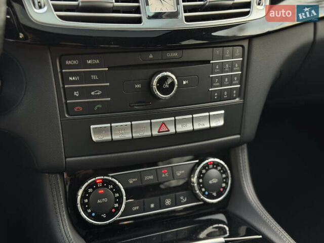 Сірий Мерседес ЦЛС-Клас, об'ємом двигуна 2.14 л та пробігом 199 тис. км за 25000 $, фото 18 на Automoto.ua