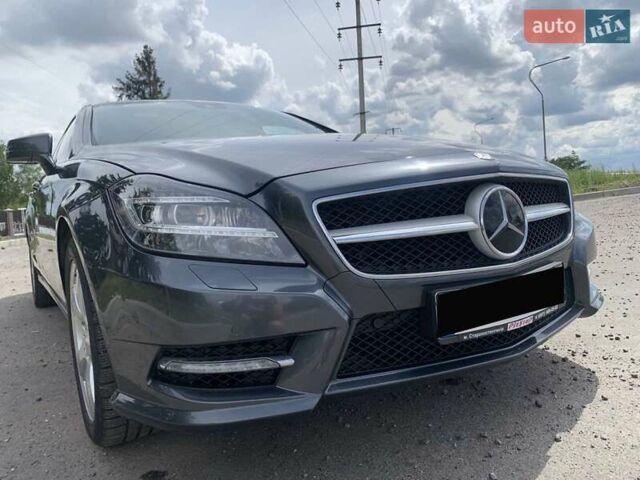 Серый Мерседес ЦЛС-Класс, объемом двигателя 3 л и пробегом 260 тыс. км за 20000 $, фото 8 на Automoto.ua