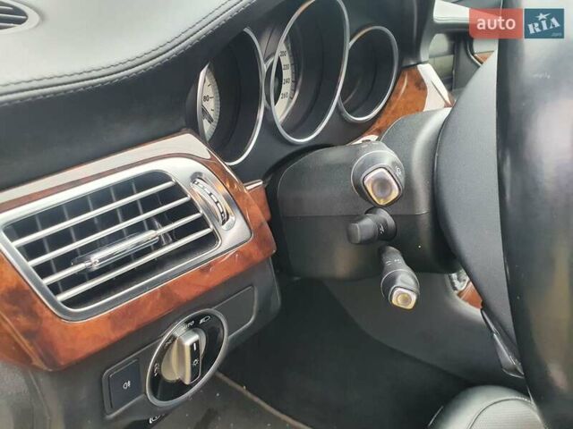 Серый Мерседес ЦЛС-Класс, объемом двигателя 3 л и пробегом 260 тыс. км за 20000 $, фото 18 на Automoto.ua