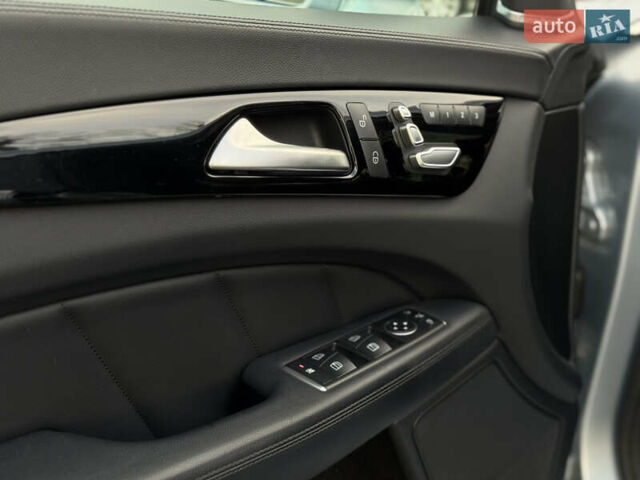 Сірий Мерседес ЦЛС-Клас, об'ємом двигуна 2.14 л та пробігом 199 тис. км за 25000 $, фото 13 на Automoto.ua