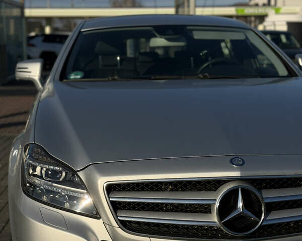 Сірий Мерседес ЦЛС-Клас, об'ємом двигуна 3 л та пробігом 343 тис. км за 23000 $, фото 3 на Automoto.ua