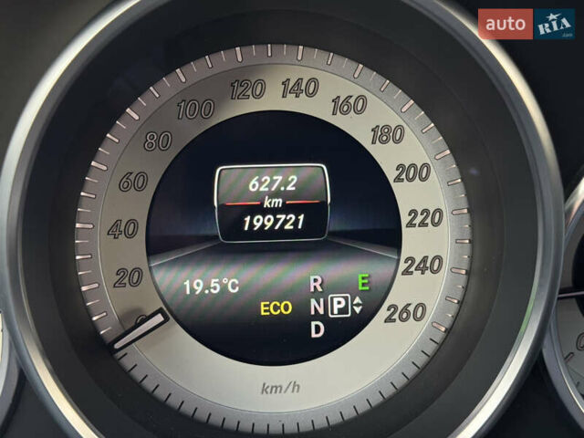 Сірий Мерседес ЦЛС-Клас, об'ємом двигуна 2.14 л та пробігом 199 тис. км за 25000 $, фото 15 на Automoto.ua