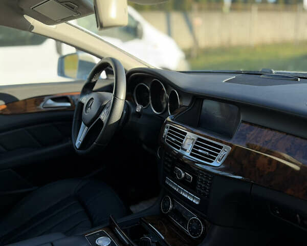 Сірий Мерседес ЦЛС-Клас, об'ємом двигуна 3 л та пробігом 343 тис. км за 23000 $, фото 21 на Automoto.ua