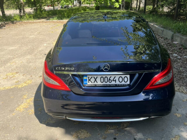 Синий Мерседес ЦЛС-Класс, объемом двигателя 3.5 л и пробегом 125 тыс. км за 20500 $, фото 3 на Automoto.ua