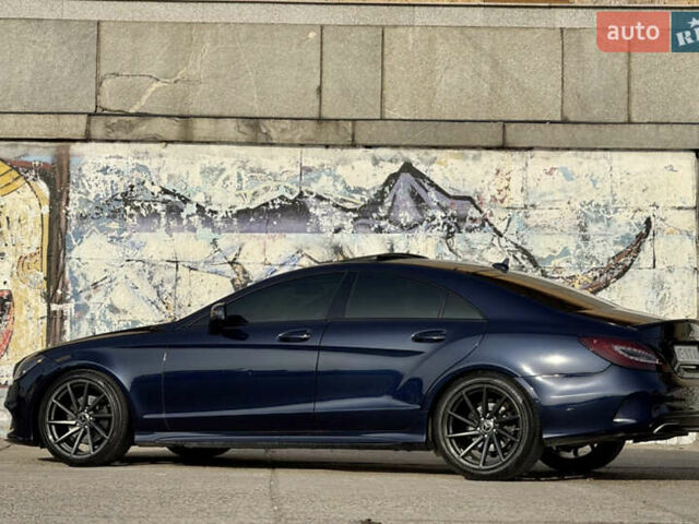 Мерседес ЦЛС-Класс 2015 в Днепре (Днепропетровске) на Automoto.ua Синий Мерседес ЦЛС-Класс, объемом двигателя 3 л и пробегом 200 тыс. км за 24500 $, фото 2 на Automoto.ua