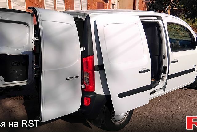 Белый Мерседес Ситан, объемом двигателя 1.5 л и пробегом 190 тыс. км за 7500 $, фото 12 на Automoto.ua