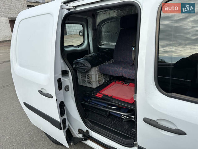 Белый Мерседес Ситан, объемом двигателя 1.46 л и пробегом 260 тыс. км за 6900 $, фото 6 на Automoto.ua