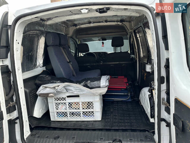 Белый Мерседес Ситан, объемом двигателя 1.46 л и пробегом 260 тыс. км за 6900 $, фото 8 на Automoto.ua