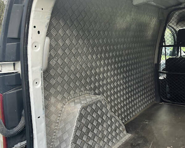 Белый Мерседес Ситан, объемом двигателя 1.46 л и пробегом 140 тыс. км за 8000 $, фото 3 на Automoto.ua