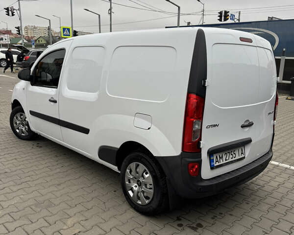 Белый Мерседес Ситан, объемом двигателя 1.46 л и пробегом 155 тыс. км за 11700 $, фото 12 на Automoto.ua