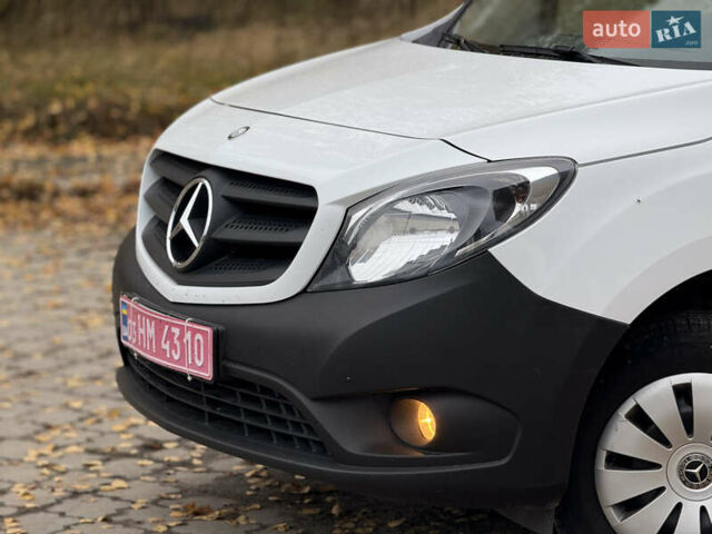 Білий Мерседес Сітан, об'ємом двигуна 1.5 л та пробігом 255 тис. км за 13200 $, фото 27 на Automoto.ua
