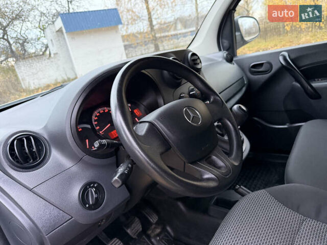 Білий Мерседес Сітан, об'ємом двигуна 1.5 л та пробігом 255 тис. км за 13200 $, фото 52 на Automoto.ua