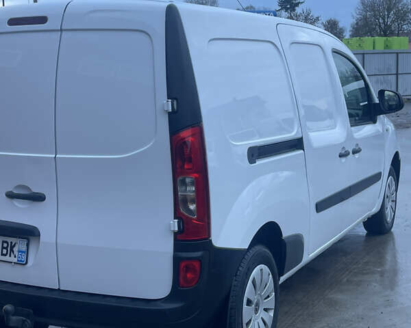 Білий Мерседес Сітан, об'ємом двигуна 1.5 л та пробігом 255 тис. км за 11999 $, фото 8 на Automoto.ua