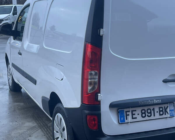 Білий Мерседес Сітан, об'ємом двигуна 1.5 л та пробігом 255 тис. км за 11999 $, фото 6 на Automoto.ua