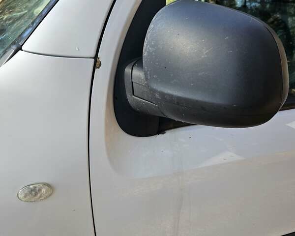 Білий Мерседес Сітан, об'ємом двигуна 1.46 л та пробігом 317 тис. км за 7500 $, фото 10 на Automoto.ua