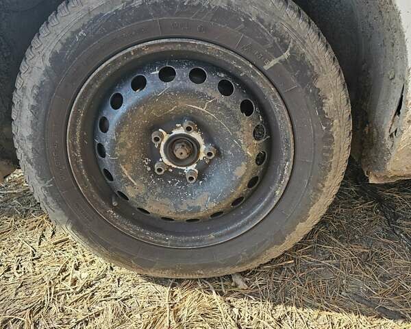 Білий Мерседес Сітан, об'ємом двигуна 1.46 л та пробігом 317 тис. км за 7500 $, фото 28 на Automoto.ua
