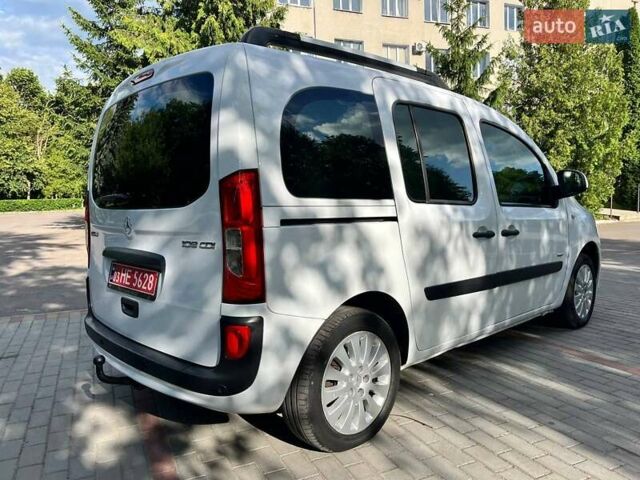 Білий Мерседес Сітан, об'ємом двигуна 1.46 л та пробігом 218 тис. км за 10850 $, фото 10 на Automoto.ua