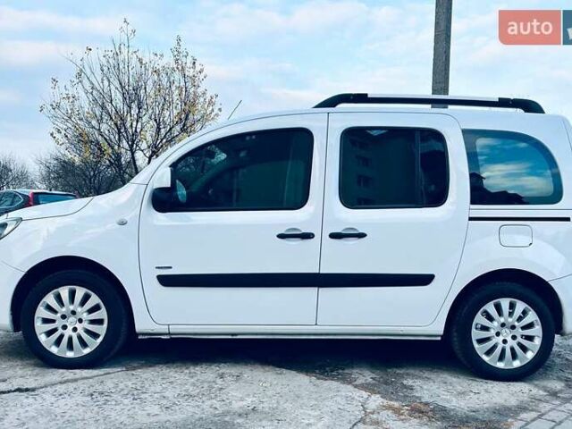 Белый Мерседес Ситан, объемом двигателя 1.46 л и пробегом 216 тыс. км за 10700 $, фото 3 на Automoto.ua