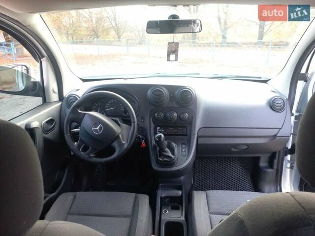 Мерседес Ситан 2014 в Сумах на Automoto.ua Белый Мерседес Ситан, объемом двигателя 1.46 л и пробегом 204 тыс. км за 9700 $, фото 24 на Automoto.ua