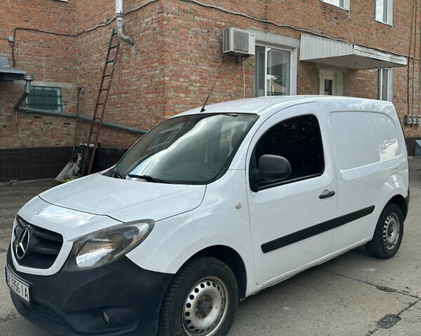 Белый Мерседес Ситан, объемом двигателя 1.46 л и пробегом 189 тыс. км за 8400 $, фото 2 на Automoto.ua