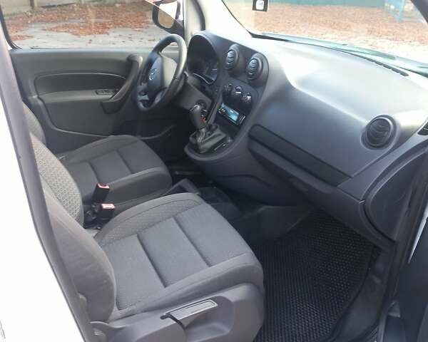 Мерседес Ситан 2014 в Сумах на Automoto.ua Белый Мерседес Ситан, объемом двигателя 1.46 л и пробегом 204 тыс. км за 9700 $, фото 11 на Automoto.ua