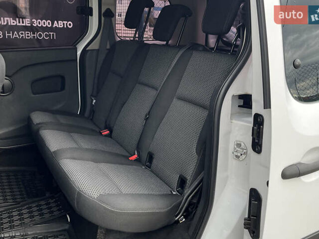 Білий Мерседес Сітан, об'ємом двигуна 1.46 л та пробігом 260 тис. км за 8700 $, фото 11 на Automoto.ua