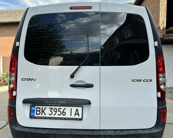 Белый Мерседес Ситан, объемом двигателя 1.46 л и пробегом 189 тыс. км за 8400 $, фото 1 на Automoto.ua