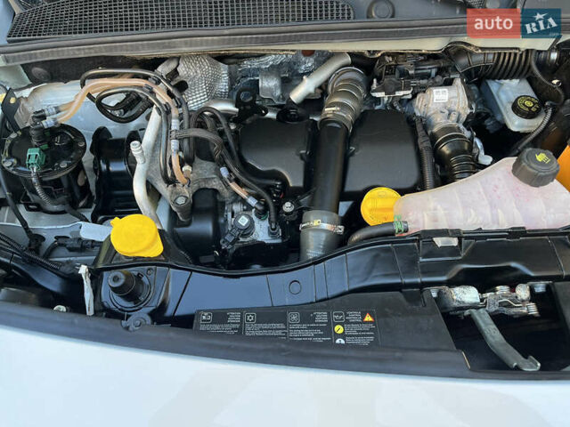 Белый Мерседес Ситан, объемом двигателя 1.5 л и пробегом 187 тыс. км за 11500 $, фото 23 на Automoto.ua