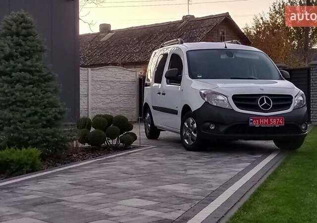 Білий Мерседес Сітан, об'ємом двигуна 1.5 л та пробігом 240 тис. км за 11100 $, фото 7 на Automoto.ua