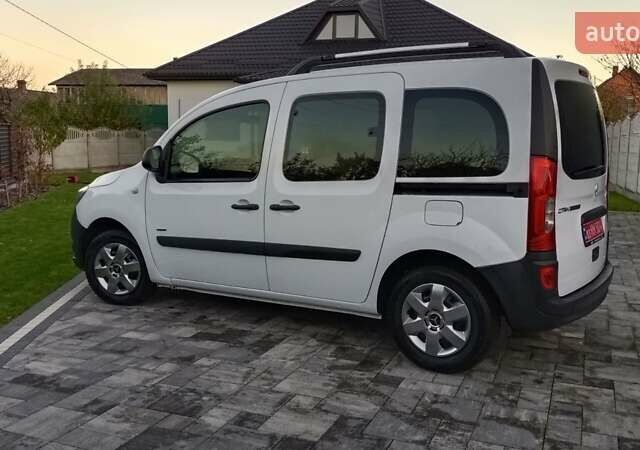 Білий Мерседес Сітан, об'ємом двигуна 1.5 л та пробігом 240 тис. км за 11100 $, фото 19 на Automoto.ua