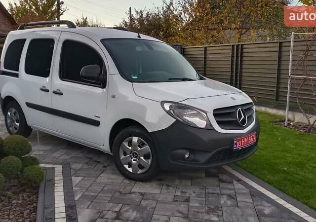Білий Мерседес Сітан, об'ємом двигуна 1.5 л та пробігом 240 тис. км за 11100 $, фото 9 на Automoto.ua