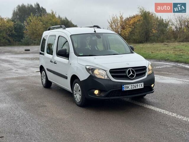 Білий Мерседес Сітан, об'ємом двигуна 1.46 л та пробігом 271 тис. км за 11000 $, фото 54 на Automoto.ua