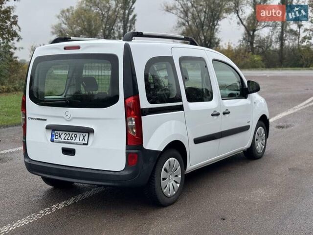 Білий Мерседес Сітан, об'ємом двигуна 1.46 л та пробігом 271 тис. км за 11000 $, фото 9 на Automoto.ua