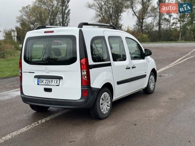 Білий Мерседес Сітан, об'ємом двигуна 1.46 л та пробігом 271 тис. км за 11000 $, фото 60 на Automoto.ua