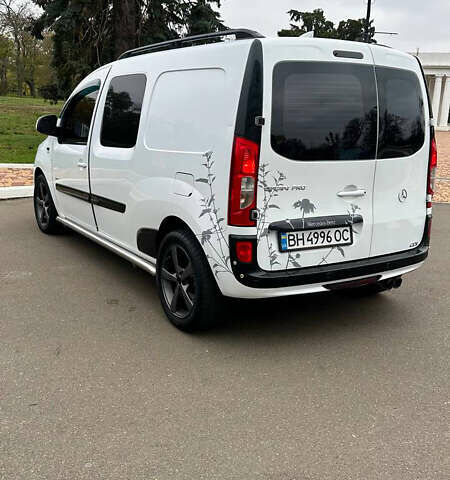 Белый Мерседес Ситан, объемом двигателя 1.46 л и пробегом 257 тыс. км за 9900 $, фото 4 на Automoto.ua