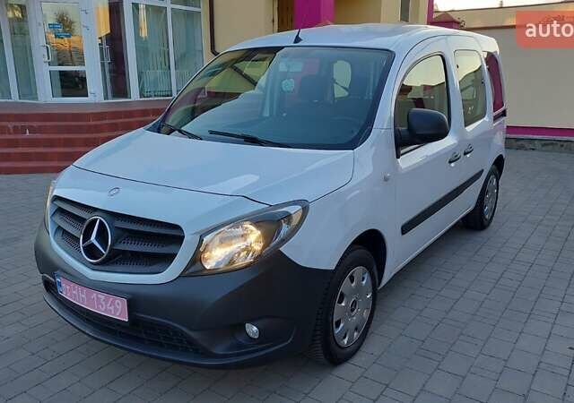 Мерседес Ситан 2017 в Луцке на Automoto.ua Белый Мерседес Ситан, объемом двигателя 1.5 л и пробегом 231 тыс. км за 11300 $, фото 14 на Automoto.ua