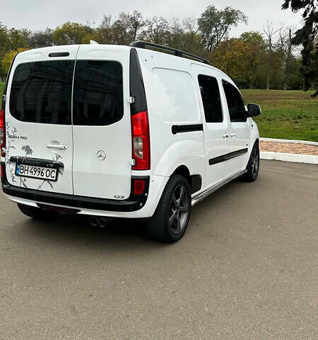 Белый Мерседес Ситан, объемом двигателя 1.46 л и пробегом 257 тыс. км за 9900 $, фото 1 на Automoto.ua