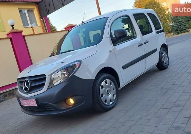 Мерседес Ситан 2017 в Луцке на Automoto.ua Белый Мерседес Ситан, объемом двигателя 1.5 л и пробегом 231 тыс. км за 11300 $, фото 20 на Automoto.ua