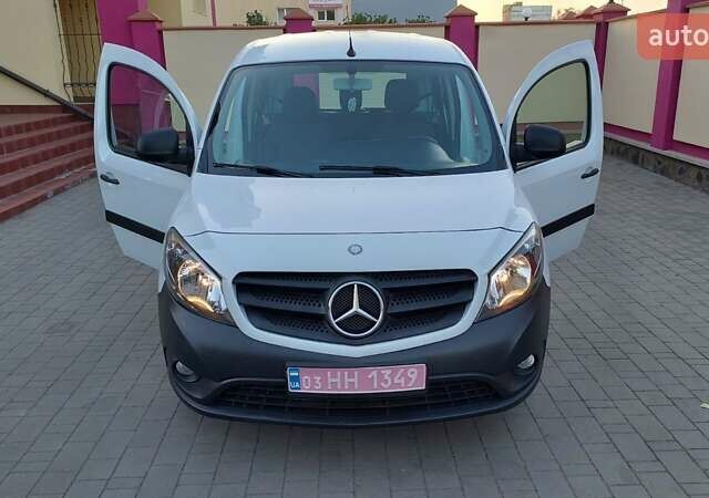 Мерседес Ситан 2017 в Луцке на Automoto.ua Белый Мерседес Ситан, объемом двигателя 1.5 л и пробегом 231 тыс. км за 11300 $, фото 2 на Automoto.ua