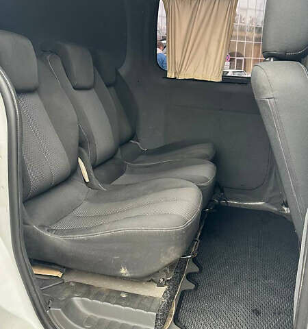 Белый Мерседес Ситан, объемом двигателя 1.46 л и пробегом 257 тыс. км за 9900 $, фото 10 на Automoto.ua