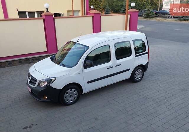 Мерседес Ситан 2017 в Луцке на Automoto.ua Белый Мерседес Ситан, объемом двигателя 1.5 л и пробегом 231 тыс. км за 11300 $, фото 29 на Automoto.ua