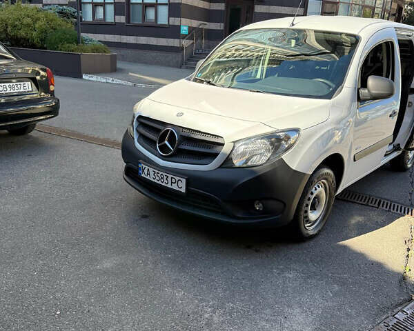 Белый Мерседес Ситан, объемом двигателя 1.46 л и пробегом 160 тыс. км за 11500 $, фото 2 на Automoto.ua