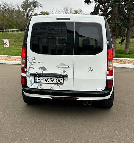 Белый Мерседес Ситан, объемом двигателя 1.46 л и пробегом 257 тыс. км за 9900 $, фото 5 на Automoto.ua