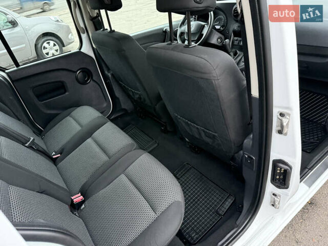 Белый Мерседес Ситан, объемом двигателя 1.5 л и пробегом 127 тыс. км за 13999 $, фото 51 на Automoto.ua