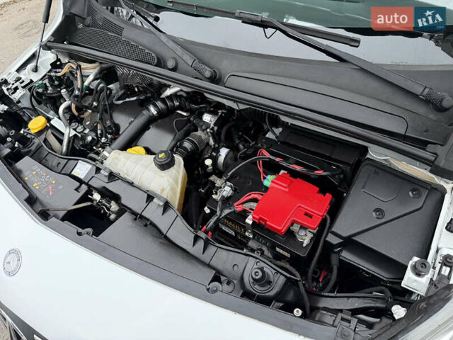 Белый Мерседес Ситан, объемом двигателя 1.5 л и пробегом 127 тыс. км за 13999 $, фото 105 на Automoto.ua