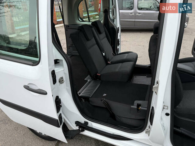 Белый Мерседес Ситан, объемом двигателя 1.5 л и пробегом 127 тыс. км за 13999 $, фото 89 на Automoto.ua