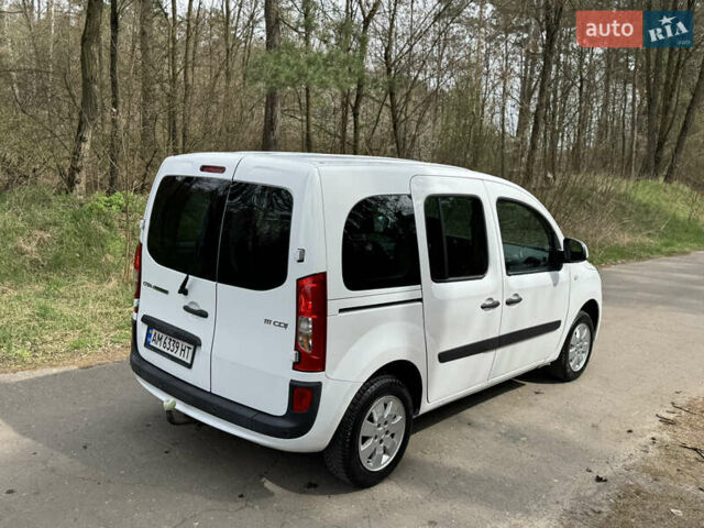 Белый Мерседес Ситан, объемом двигателя 1.46 л и пробегом 228 тыс. км за 11829 $, фото 12 на Automoto.ua