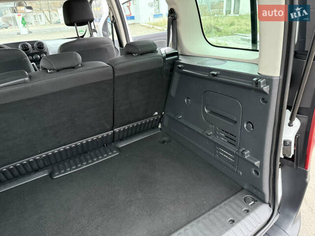 Белый Мерседес Ситан, объемом двигателя 1.5 л и пробегом 127 тыс. км за 13999 $, фото 86 на Automoto.ua