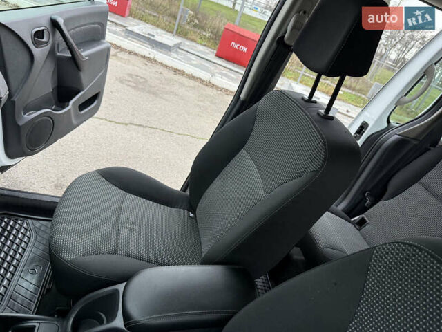 Белый Мерседес Ситан, объемом двигателя 1.5 л и пробегом 127 тыс. км за 13999 $, фото 103 на Automoto.ua