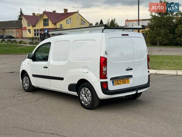 Белый Мерседес Ситан, объемом двигателя 1.5 л и пробегом 157 тыс. км за 11700 $, фото 69 на Automoto.ua